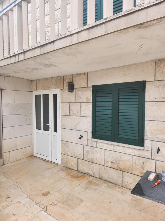 H&D Apartment Sumartin Exterior foto